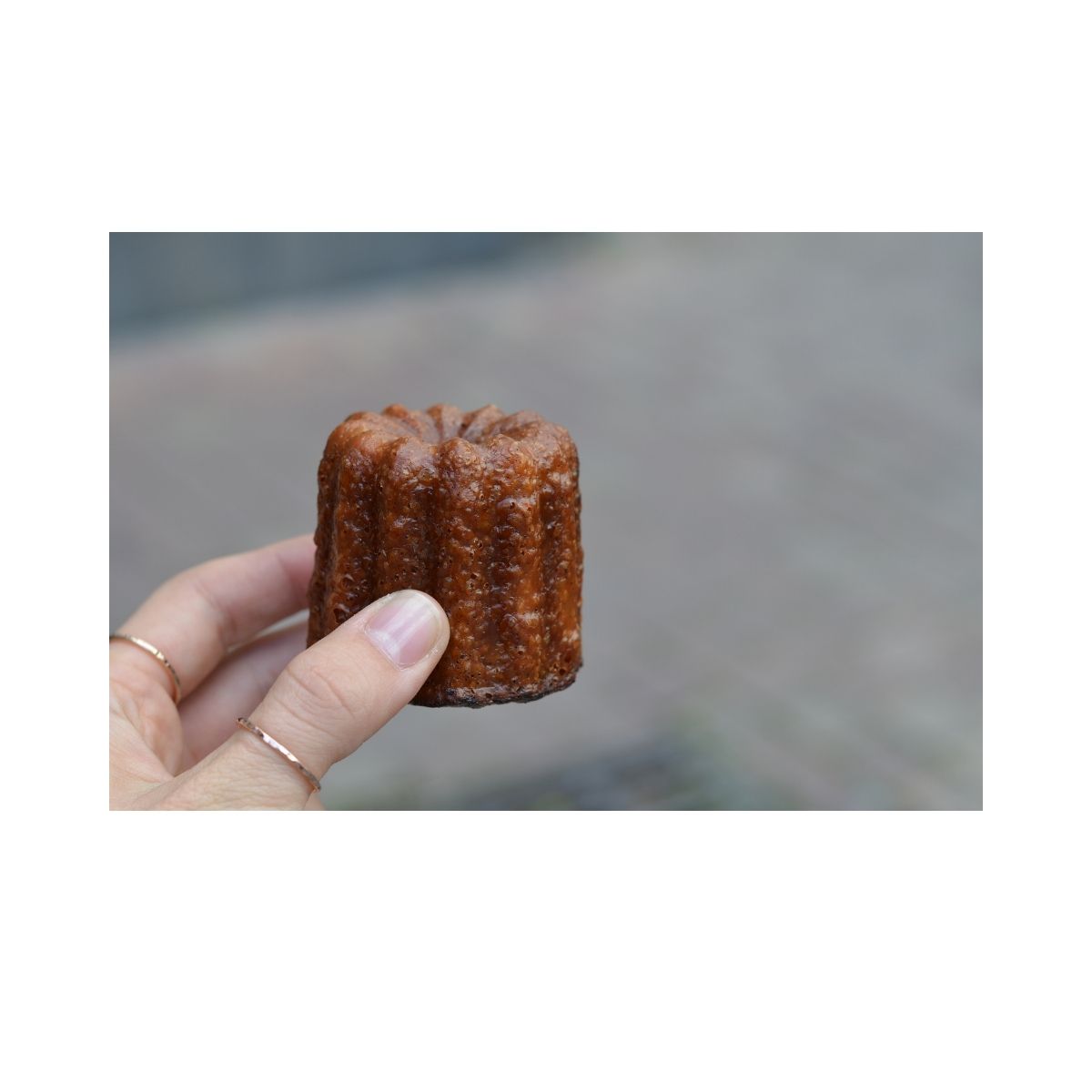 カヌレとは？　どんな味なの？